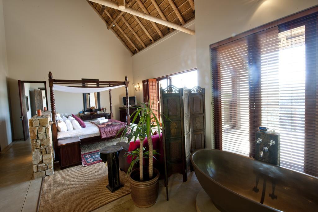 Tamodi Lodge Plettenberg Bay Oda fotoğraf